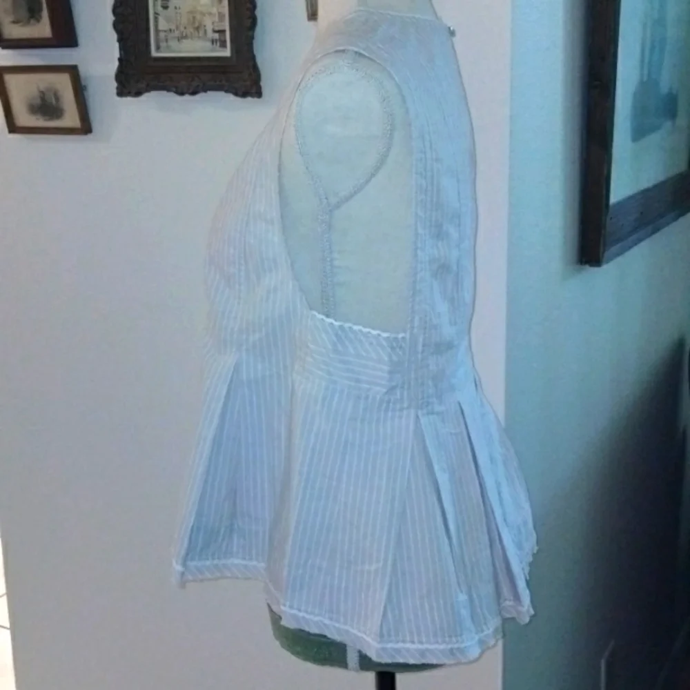 Pristine! Free People Top Size Small - Picture 3 of 8